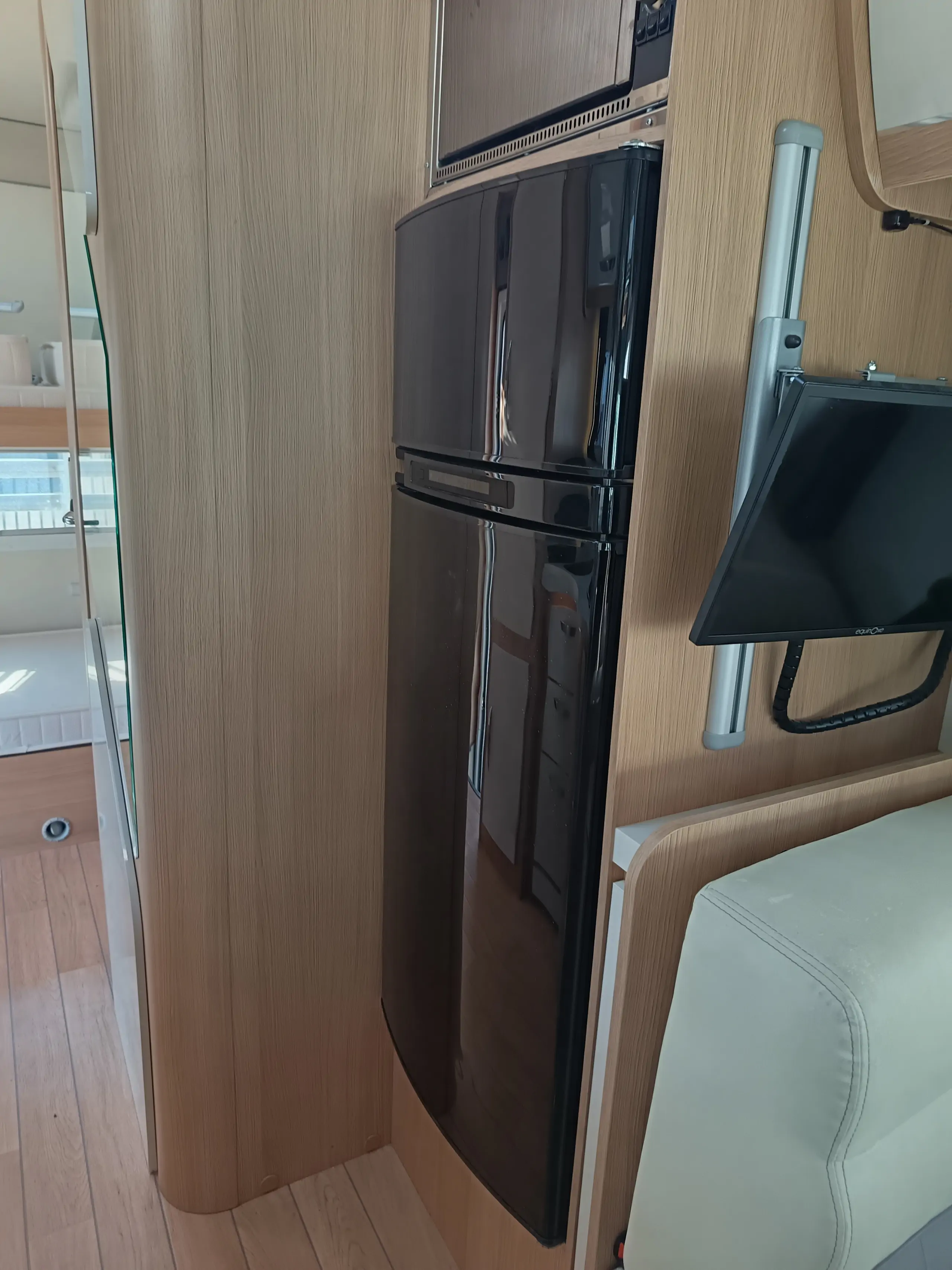 Image MC LOUIS MC4 322