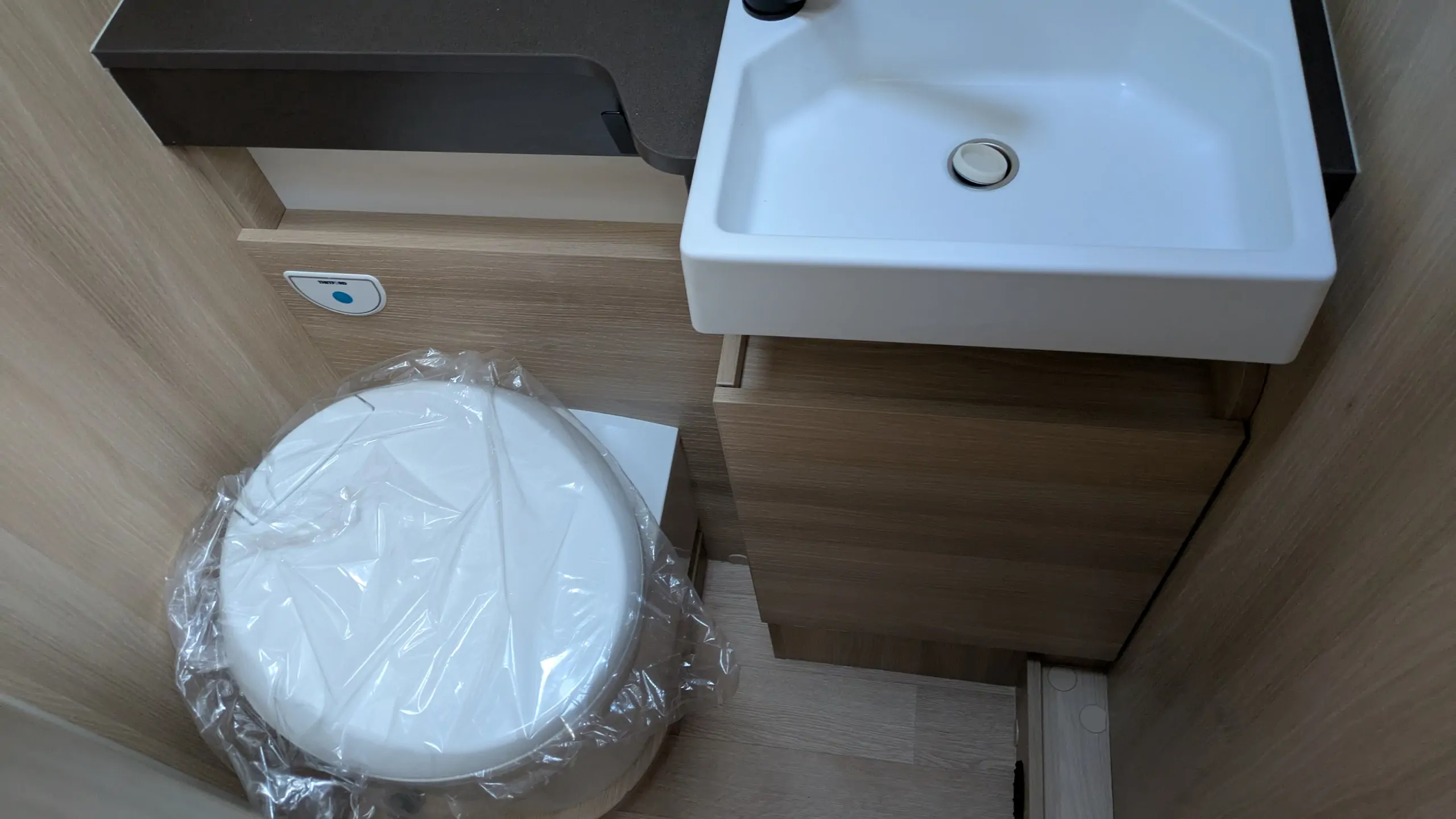 Image CAMPEREVE CAMPER VAN XL SAPHIR  